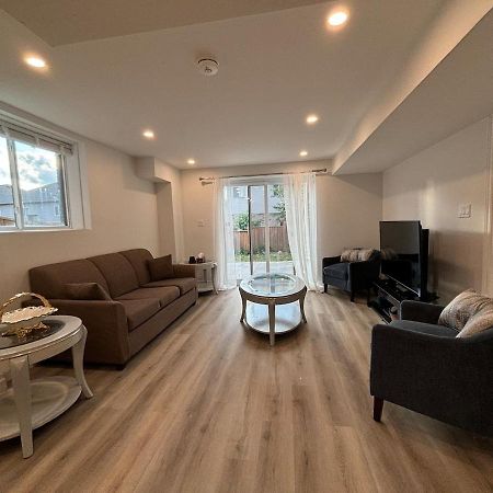 One-Bedroom Unit At Vista Hill واترلو المظهر الخارجي الصورة