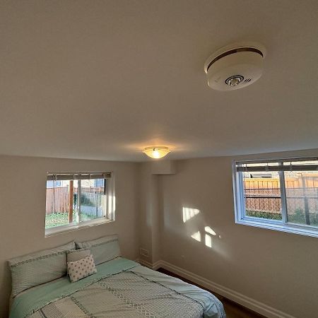 One-Bedroom Unit At Vista Hill واترلو المظهر الخارجي الصورة