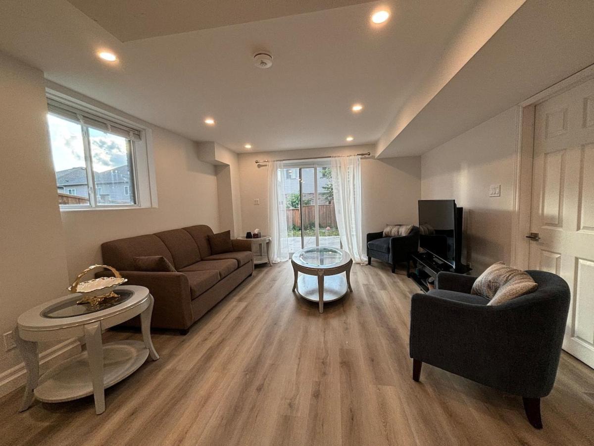 One-Bedroom Unit At Vista Hill واترلو المظهر الخارجي الصورة
