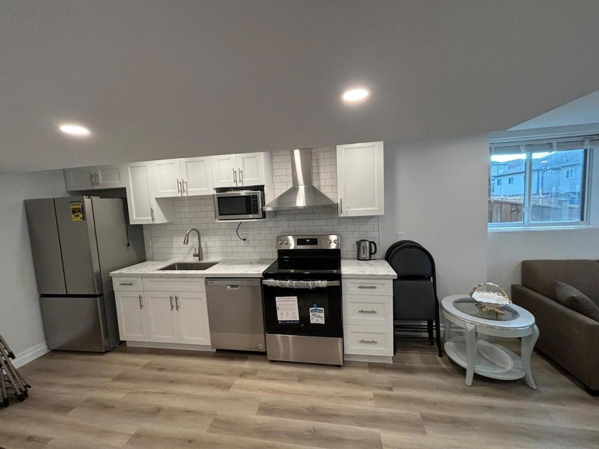 One-Bedroom Unit At Vista Hill واترلو المظهر الخارجي الصورة